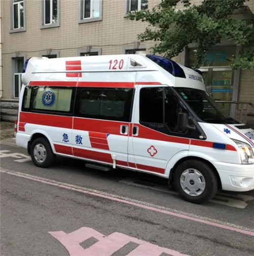 金堂选择我们的救护车出租,开启安心转院之旅